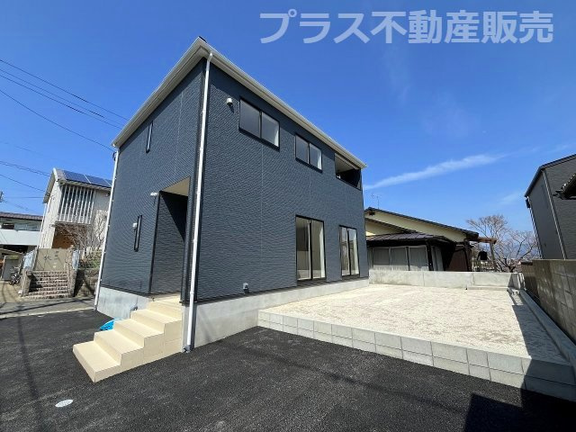 【外観】 | 那珂川市片縄西5丁目第1　1号棟（全1棟）【仲介手数料無料・0円】 | 現地写真。プラス不動産販売なら、現場の全ての棟をまとめてご見学頂けます。