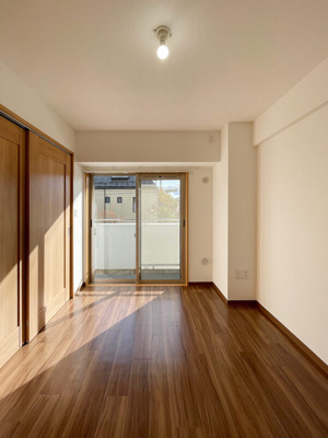 【居間・リビング】 | 目黒本町マンション | 別部屋参考写真