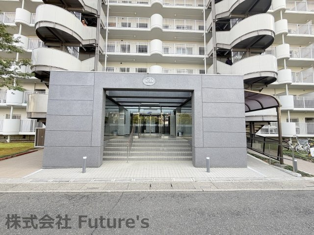 パークフィールドみさとテラ・ウエスト3街区1号館|オートロック付きのマンションになります。