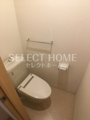 【トイレ】 | グリーンシティ竜美H棟 | 落ち着いた色調のトイレです
同型タイプ