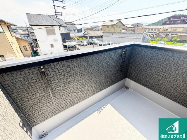 1(土)2(日)現地説明会　橿原市常盤町　全5邸のバルコニー|日当たりのよいバルコニー！お部屋が開放的に！