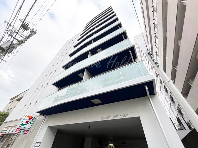 パークアクシス横浜阪東橋の外観