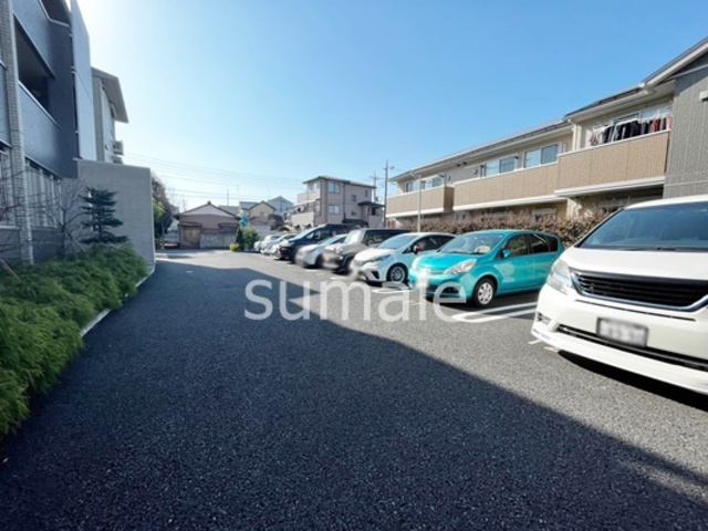カルミアコートの駐車場|駐車場完備