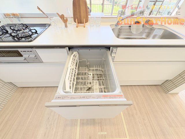 【サンスターホーム】青梅市野上町1丁目　リノベーション住宅のキッチン