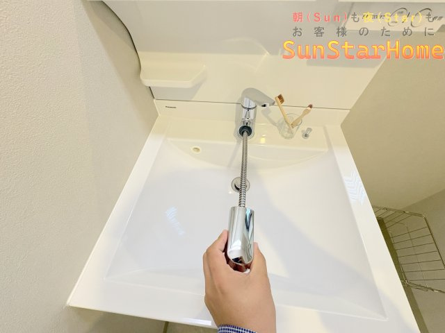 【サンスターホーム】青梅市野上町1丁目　リノベーション住宅の独立洗面台