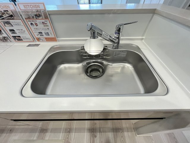 【キッチン】 | 那珂川市片縄西5丁目3期　1号棟（全1棟）【仲介手数料無料・0円】 | 施工例。施工例は完成時と異なる場合があります。
