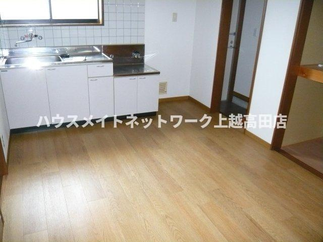 メゾンボヌールの居間・リビング|ＤＫ
