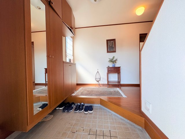 神戸市北区星和台1丁目戸建の玄関