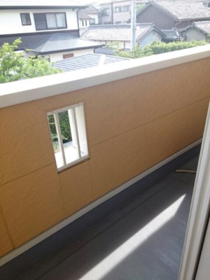 【バルコニー】 | ハーモニーヴィレッジ池田 | 落ち着いた時間を過ごせるバルコニーです