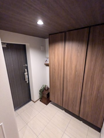 グランパセオ名駅那古野の玄関