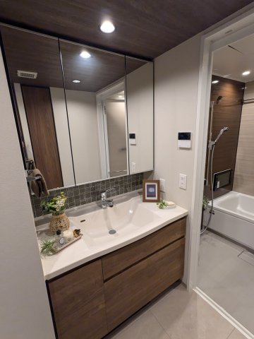 グランパセオ名駅那古野の洗面所