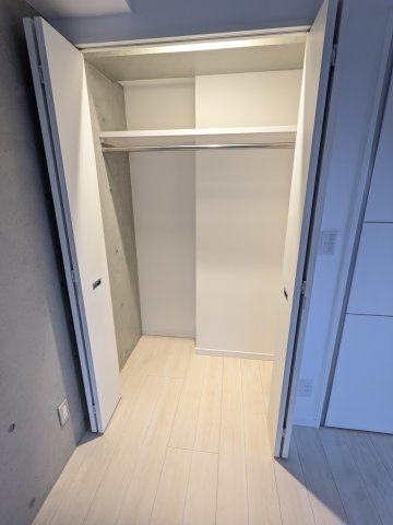 花の木ライズの収納|401号室クローゼット