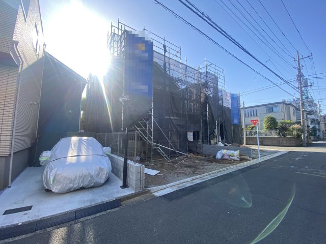 東久留米市南沢5丁目　新築2棟の前面道路含む現地写真