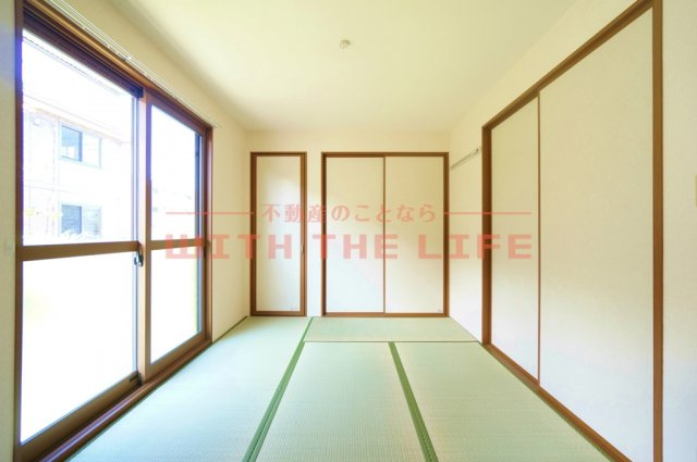 セジュール小森野Ⅱ【10，000円キャッシュバック対象物件】の和室|い草の香りが落ち着く素敵な和室です
