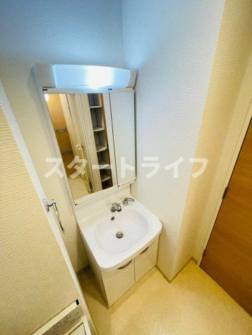 大阪市東淀川区淡路１丁目の賃貸マンションの洗面所