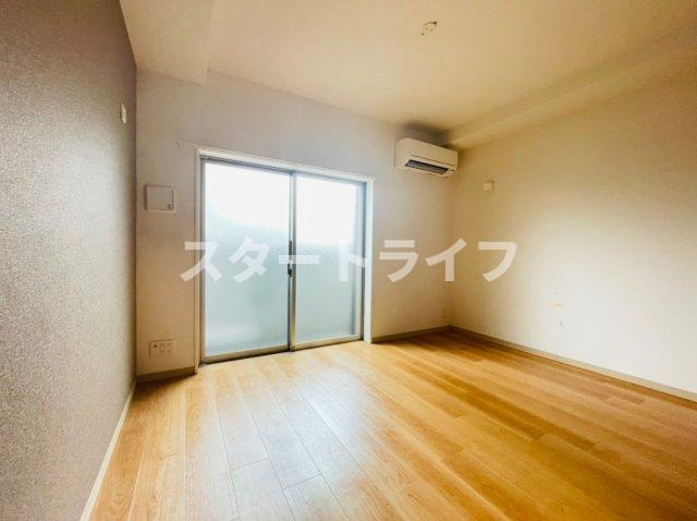 大阪市東淀川区淡路１丁目の賃貸マンションの居間・リビング