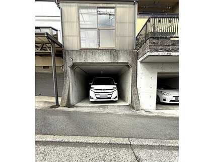 南区仁保南１丁目の駐車場
