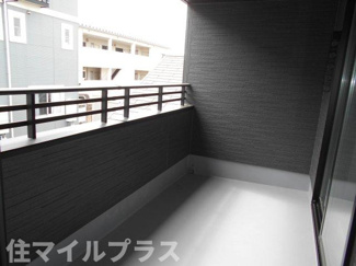 【バルコニー】 | 郡山市安積4丁目新築一戸建て２棟 | お洗濯にも便利なバルコニー付き