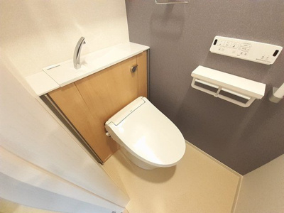 【トイレ】 | アンジュ　ド　ボヌール　香里園 | コンパクトで使いやすいトイレです