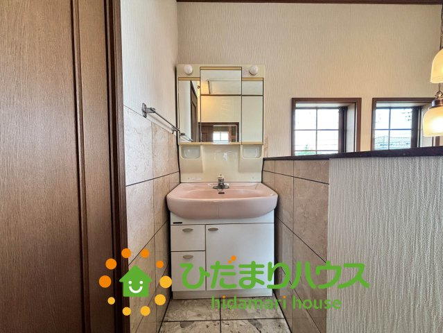 杉戸町内田４丁目　中古一戸建ての独立洗面台