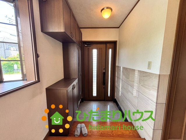 杉戸町内田４丁目　中古一戸建ての玄関
