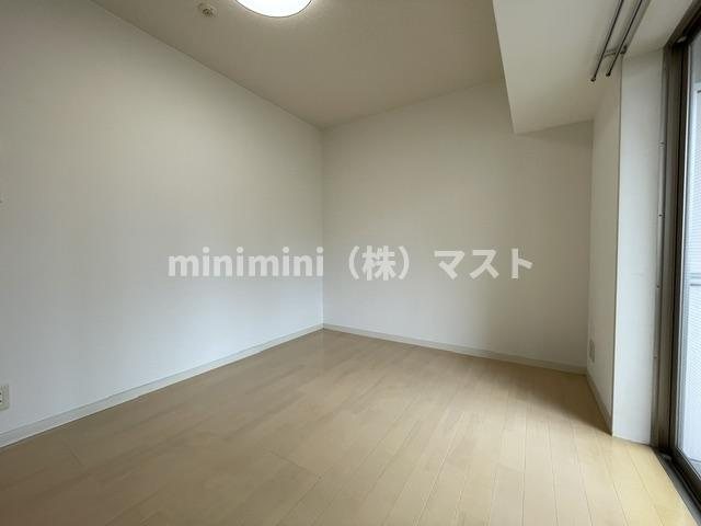 CITYSPIRE難波プレミアの洋室