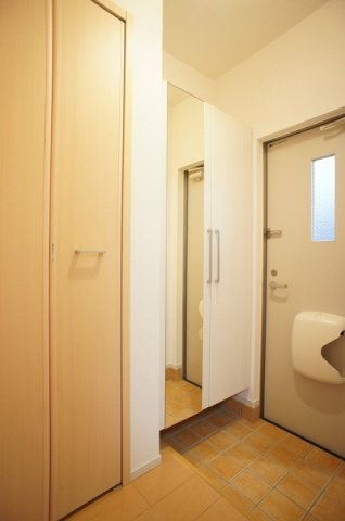 インプレス　クォーターＹ．Ｋの玄関