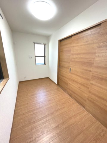 フォルトゥーナ田無の居間・リビング|クリーニング前のお写真となります