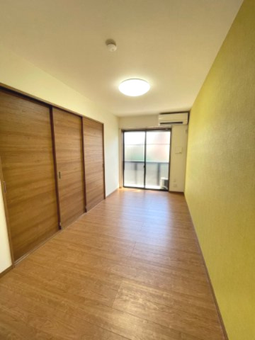 フォルトゥーナ田無の居間・リビング|クリーニング前のお写真となります