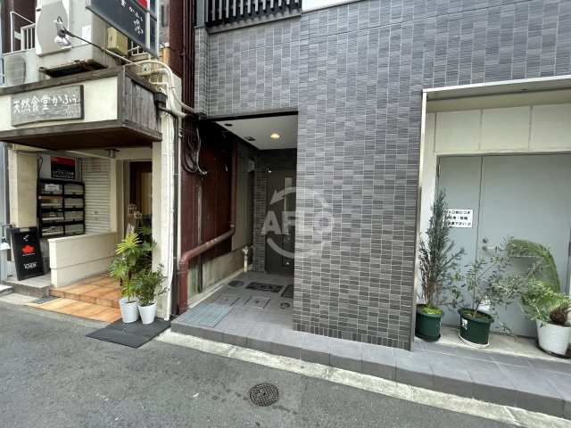 パトリ御池のエントランス|パトリ御池　エントランス