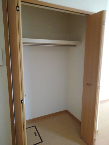 ソレイユ下畷Ｂの収納