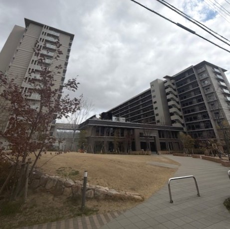 ローレルスクエア長岡京ザ・マークス