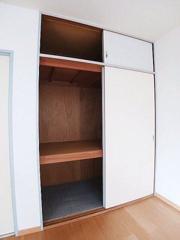 デパートメントアラキの収納