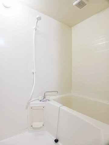 リベルテ吉田の浴室