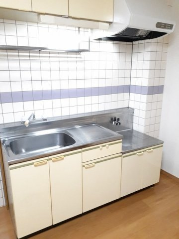 プライム駅東Ａのキッチン