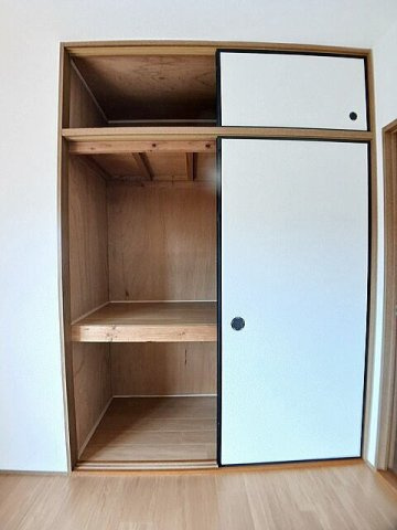 プラドール川口Ｂの収納