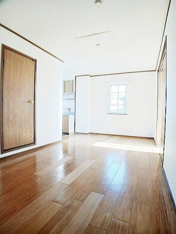 サニーパレス一条Ｂの居間・リビング