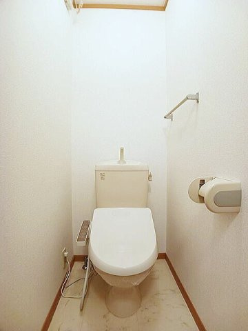 エレガンス壱番館のトイレ