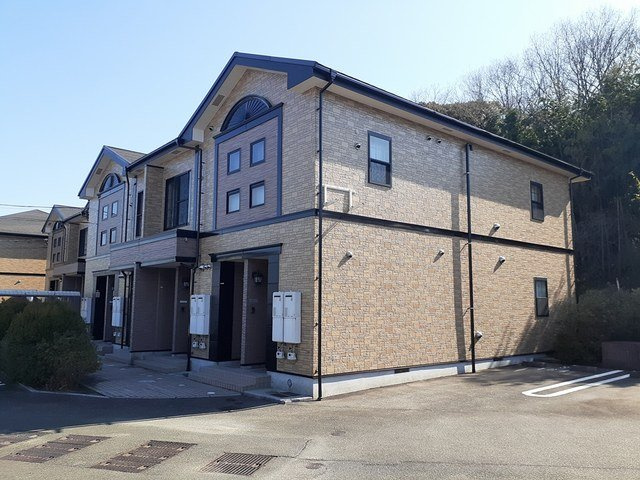 フォレストヒルズ３号館の外観