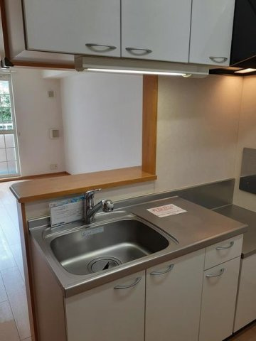 ラミアカ－メラ　ウーノのキッチン