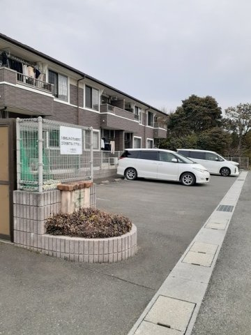 サニーリブＣ棟の駐車場