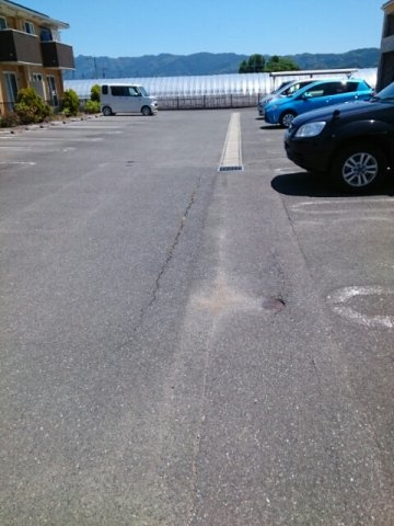 ヒルズ上弓削　Ａの駐車場
