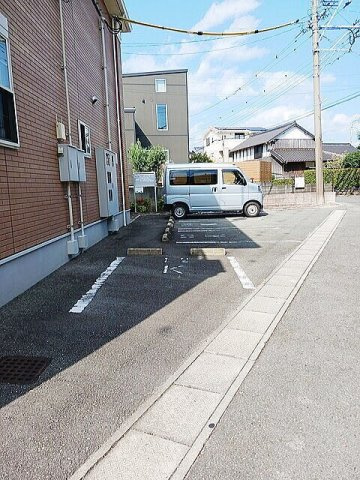 サンシャイン　エムツーの駐車場