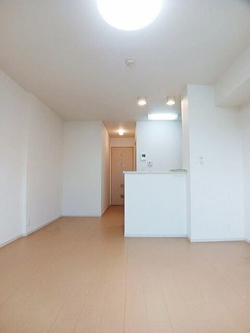 サン　ユタカの内装