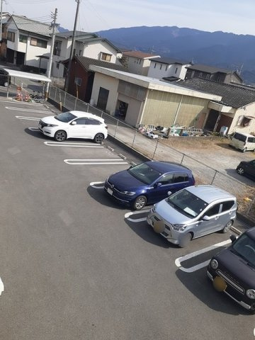 レジデンス　Ｍ－Ⅲの駐車場