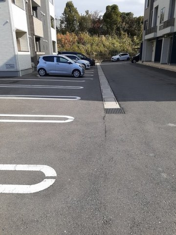 ＢｒｕｎｏⅤの駐車場