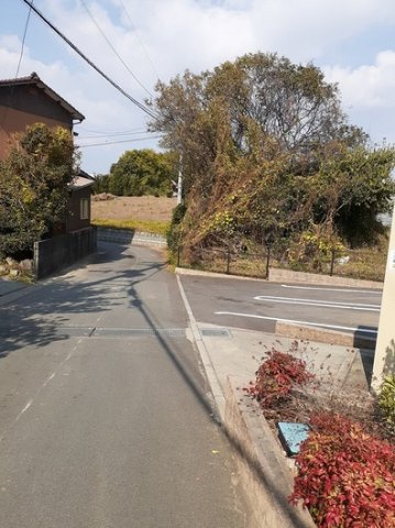 スマイル　リョウの周辺