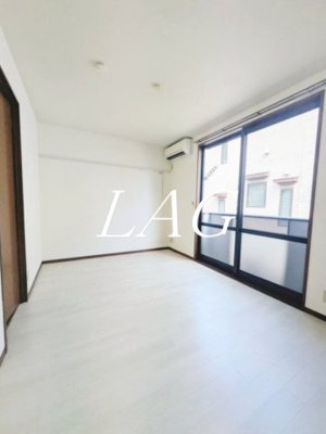 【居間・リビング】 | ノーブル | 洋室のお部屋です。