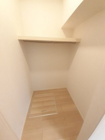 エムレークの収納