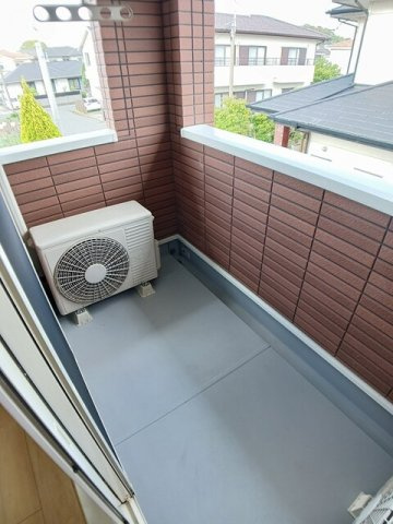 アヴェニール伍番館のバルコニー